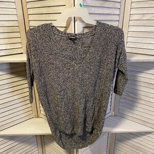 COPY - Express 3/4 sleeve sweater